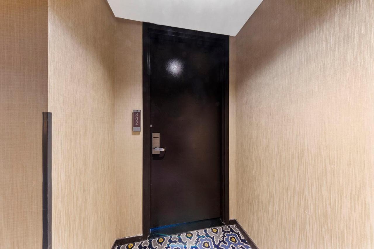 Huge Modern Luxury 17 Floor Panoramic Corner Suite With Open Balcony Las Vegas Exterior photo